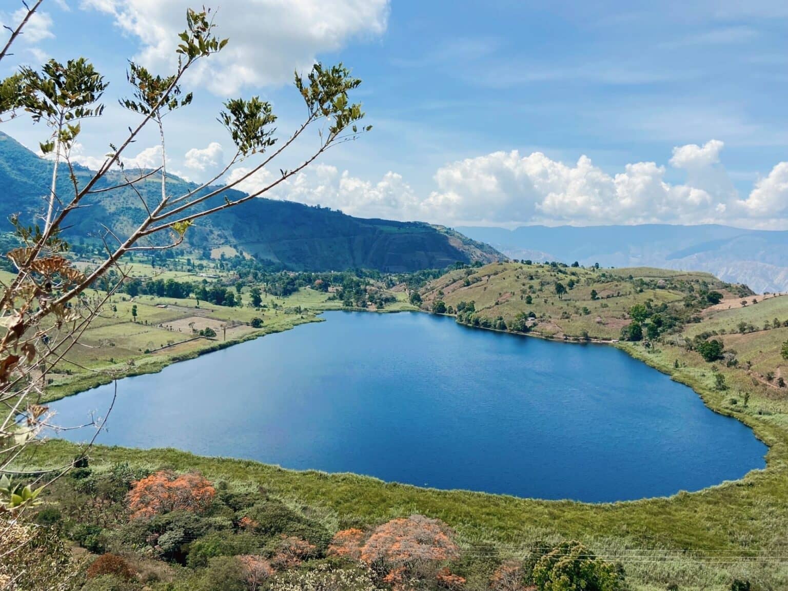 Laguna de Ortices: un paraíso cálido escondido entre montañas santandereanas